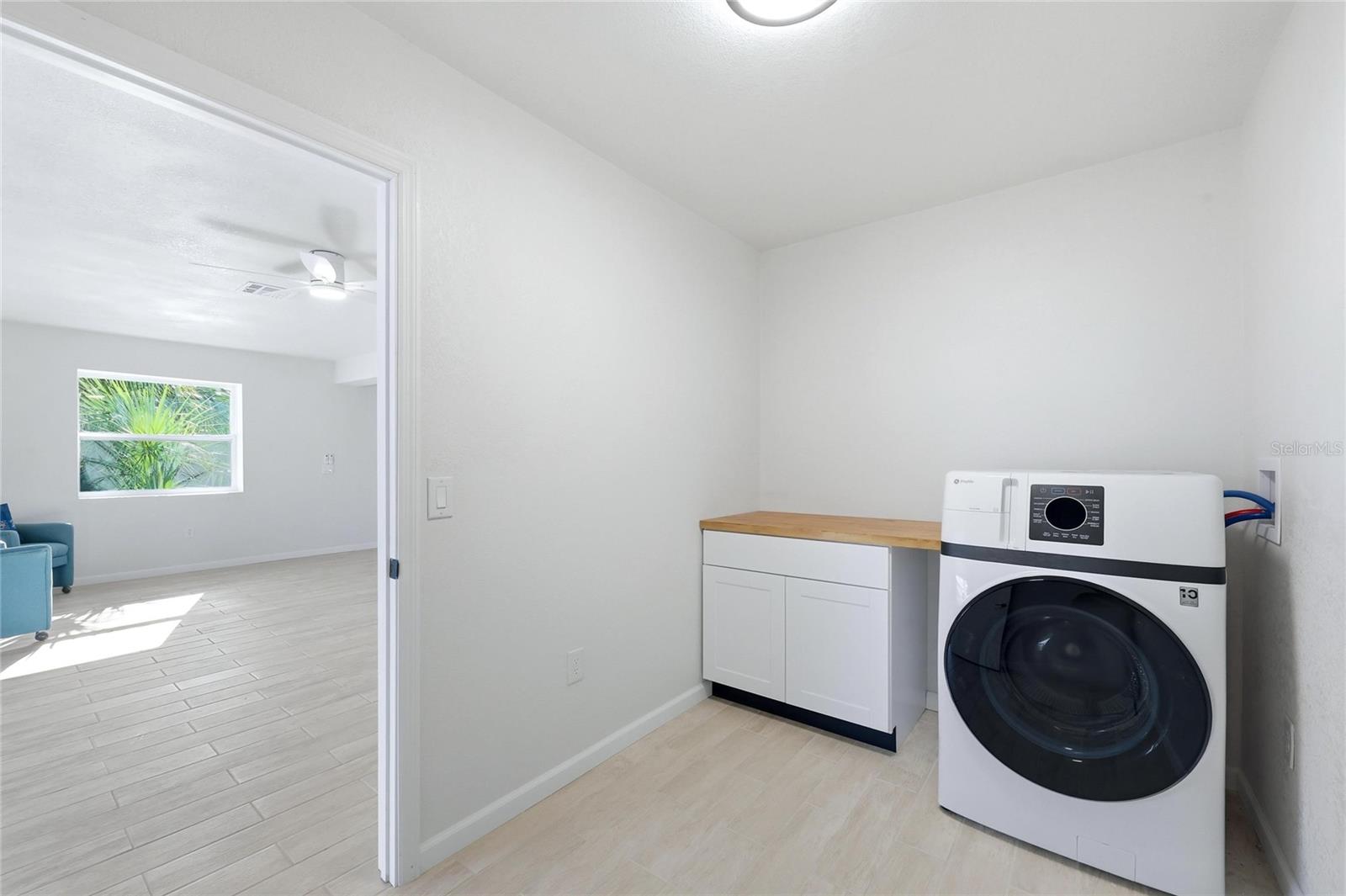 GROVE CITY SHORES - Residential