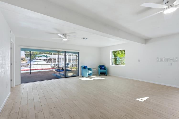 GROVE CITY SHORES - Residential