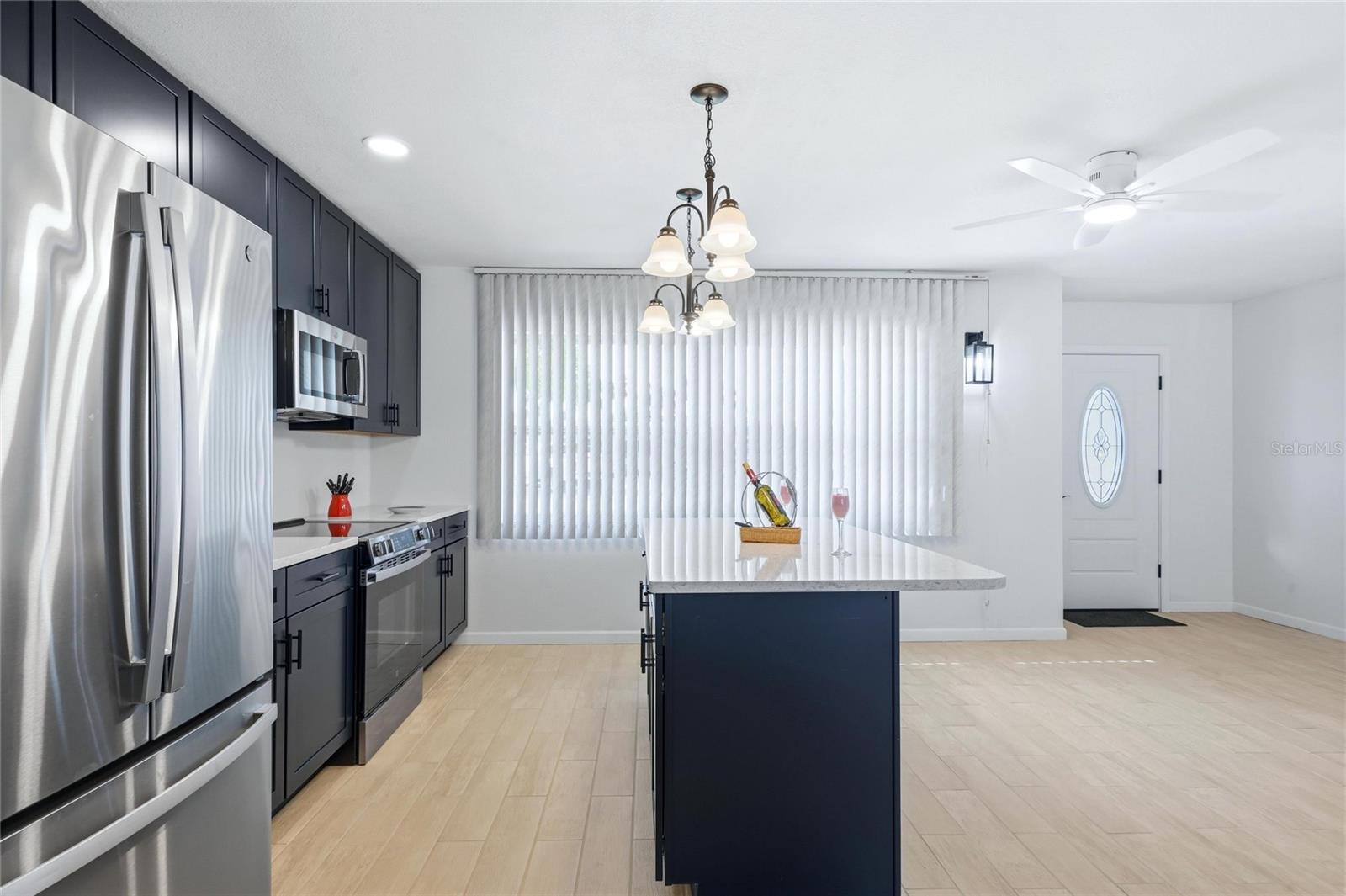 GROVE CITY SHORES - Residential