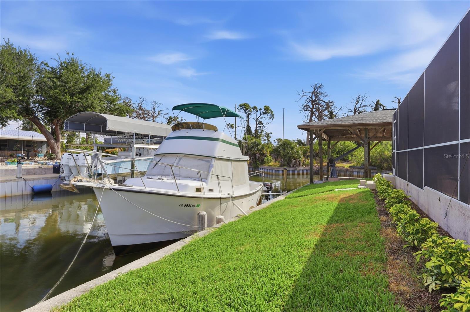 GROVE CITY SHORES - Residential