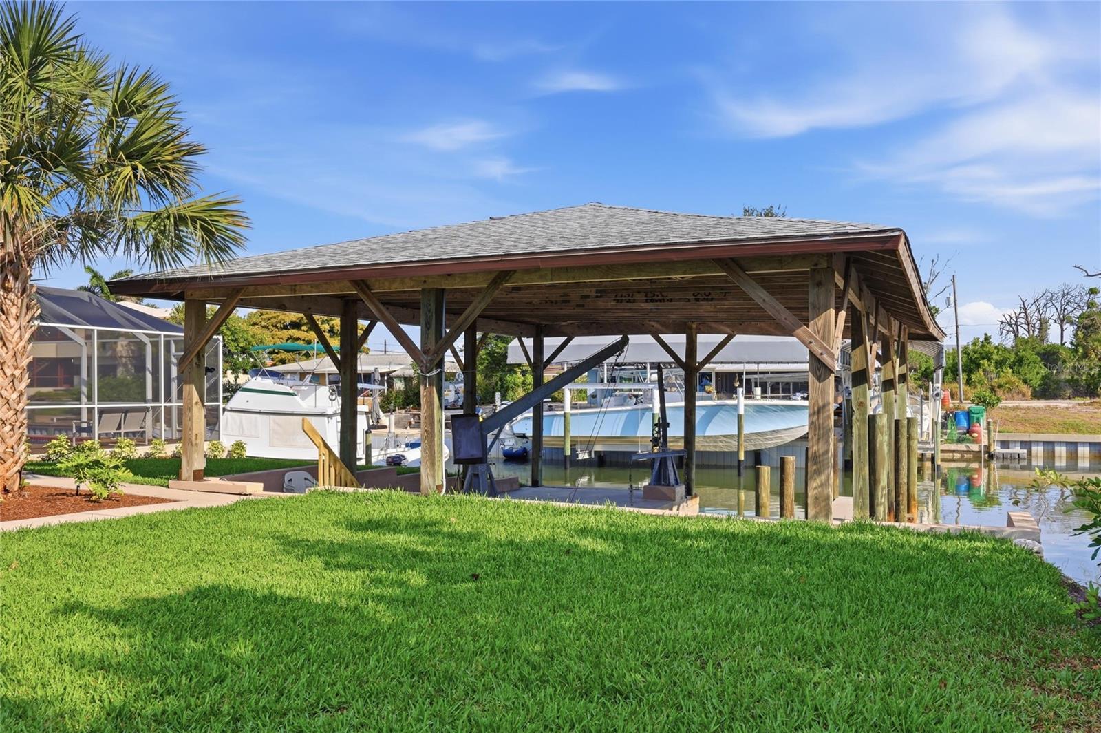 GROVE CITY SHORES - Residential