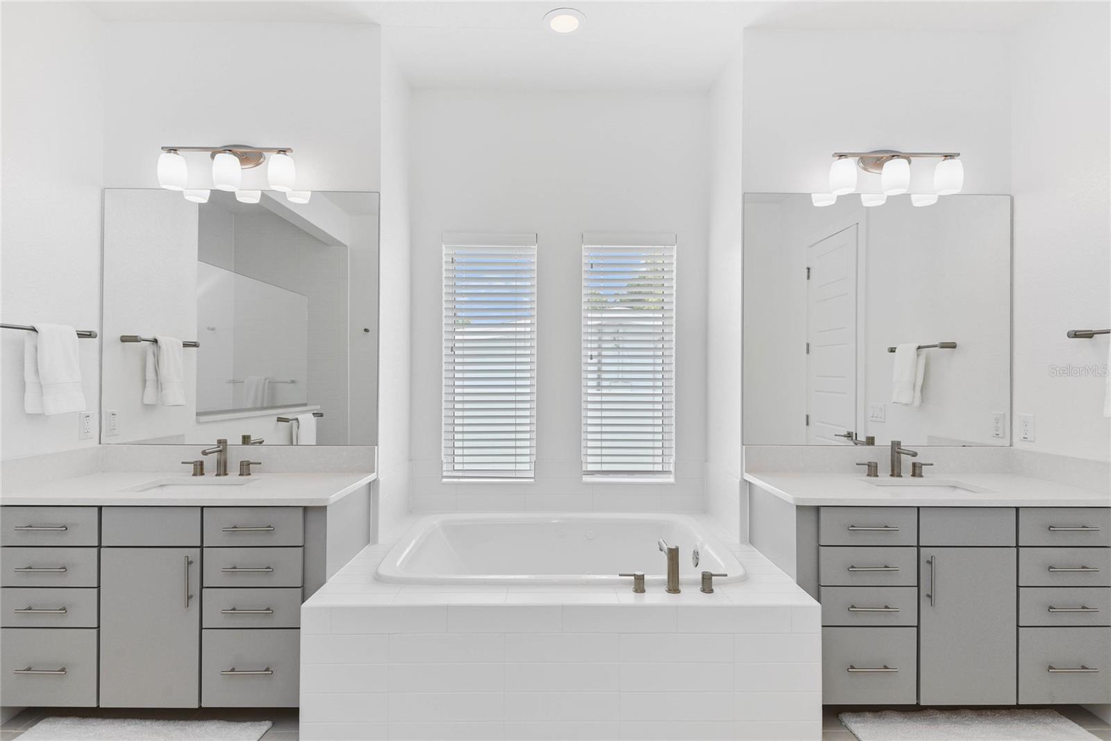 KENILWORTH SHORES SEC 06 - Residential
