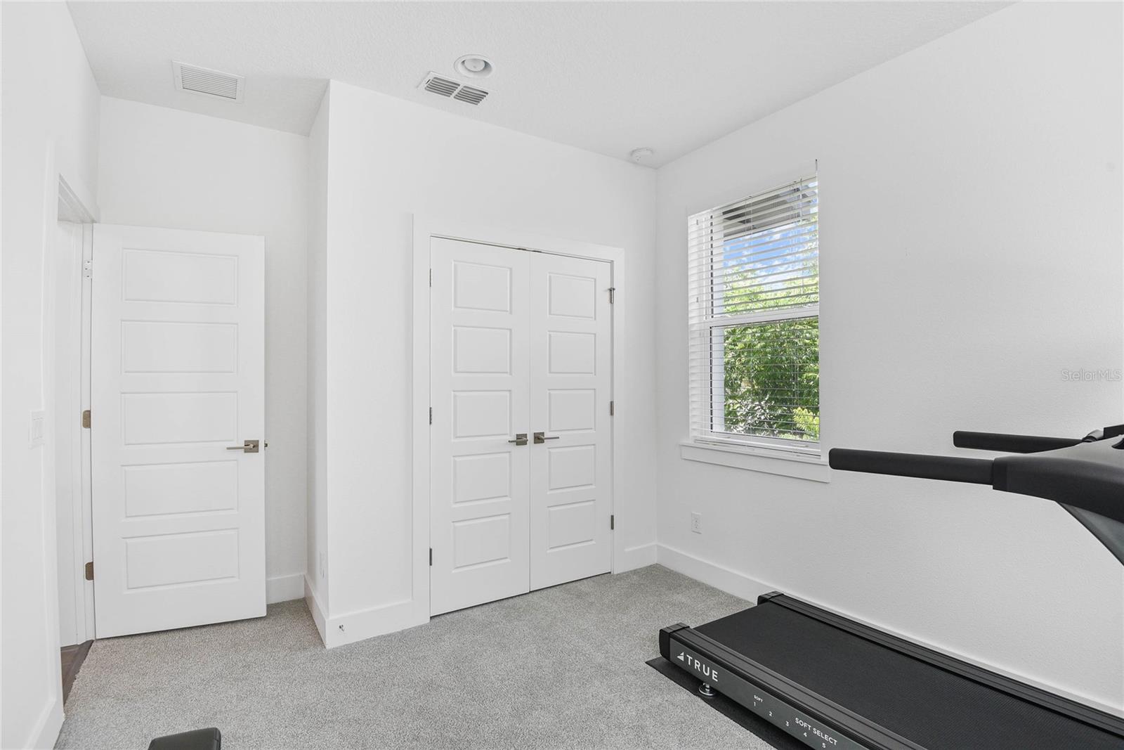 KENILWORTH SHORES SEC 06 - Residential