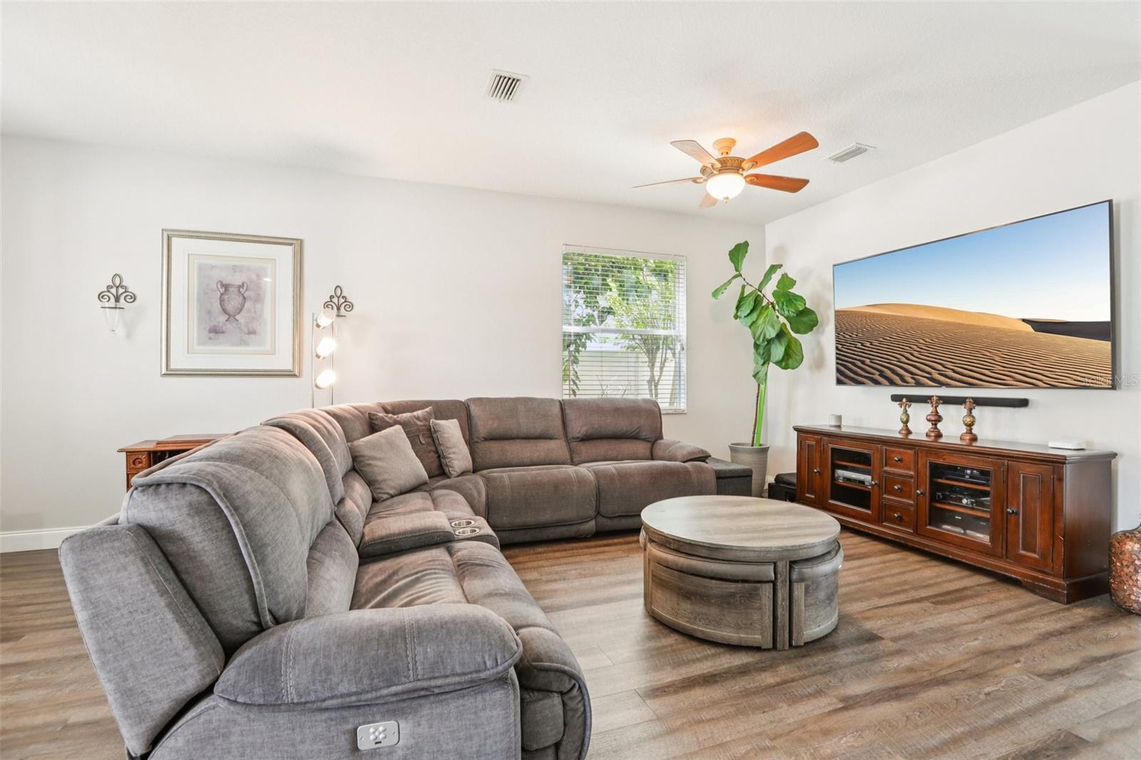 LAKE LETA TRACE - Residential