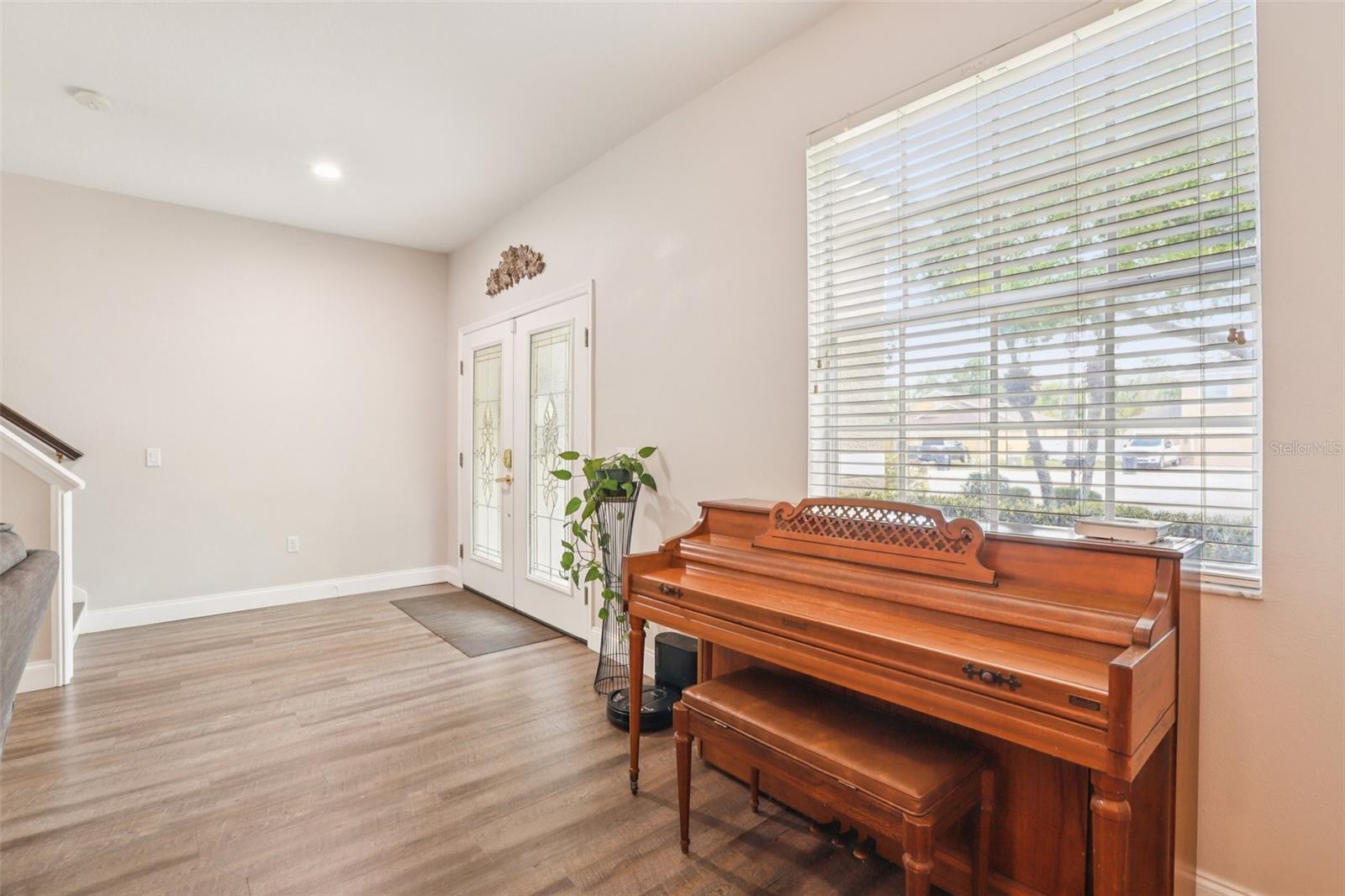 LAKE LETA TRACE - Residential