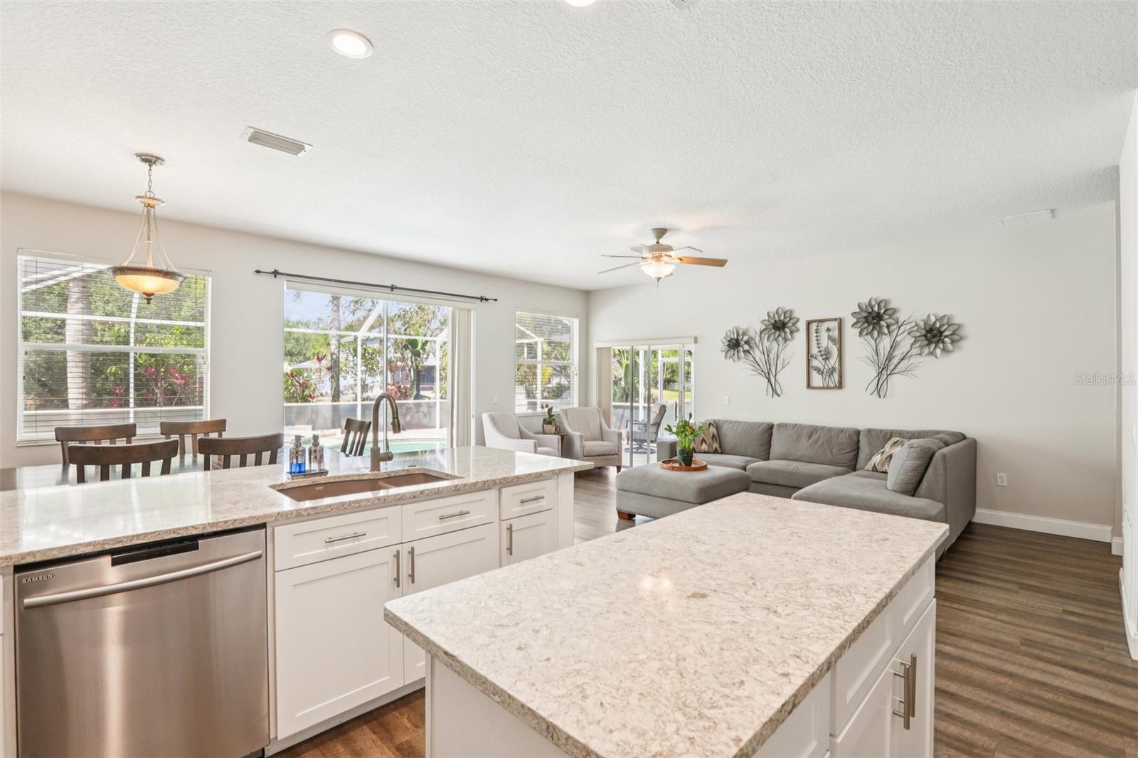 LAKE LETA TRACE - Residential