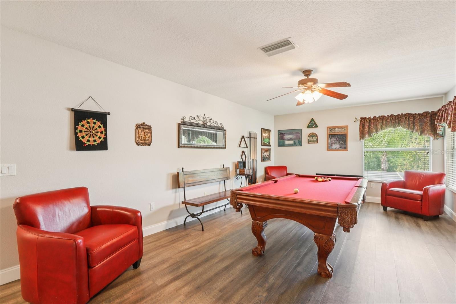 LAKE LETA TRACE - Residential