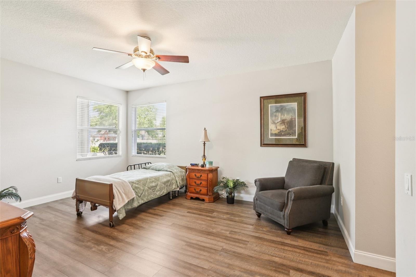 LAKE LETA TRACE - Residential