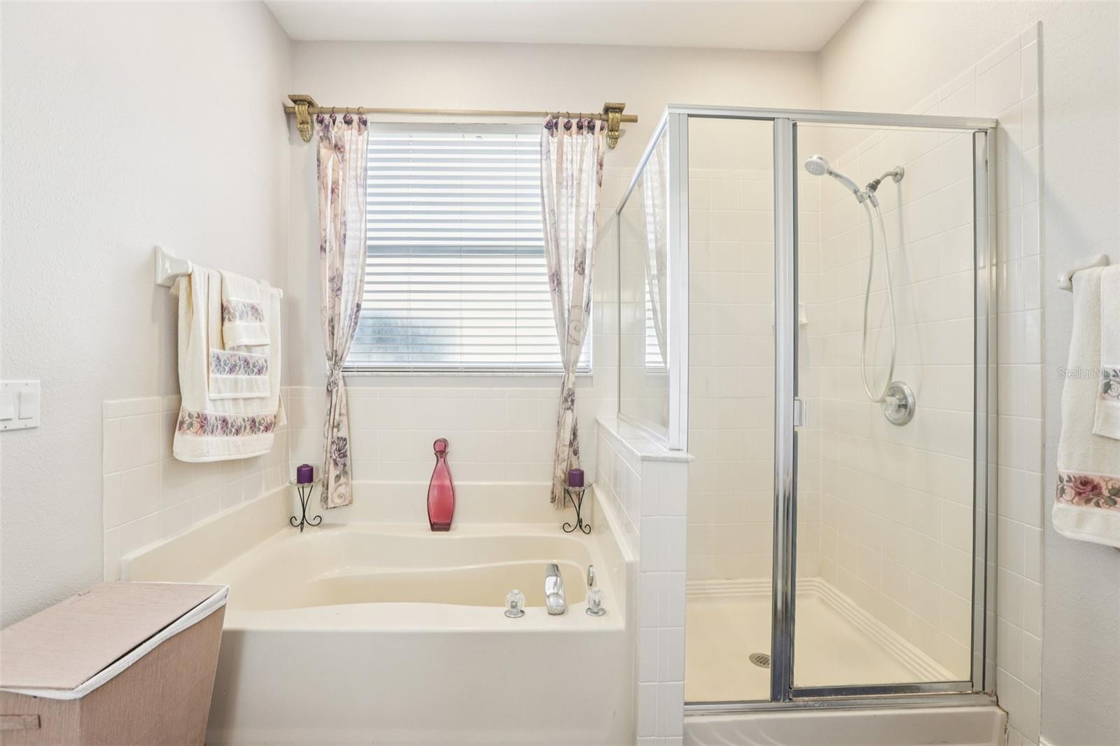 LAKE LETA TRACE - Residential