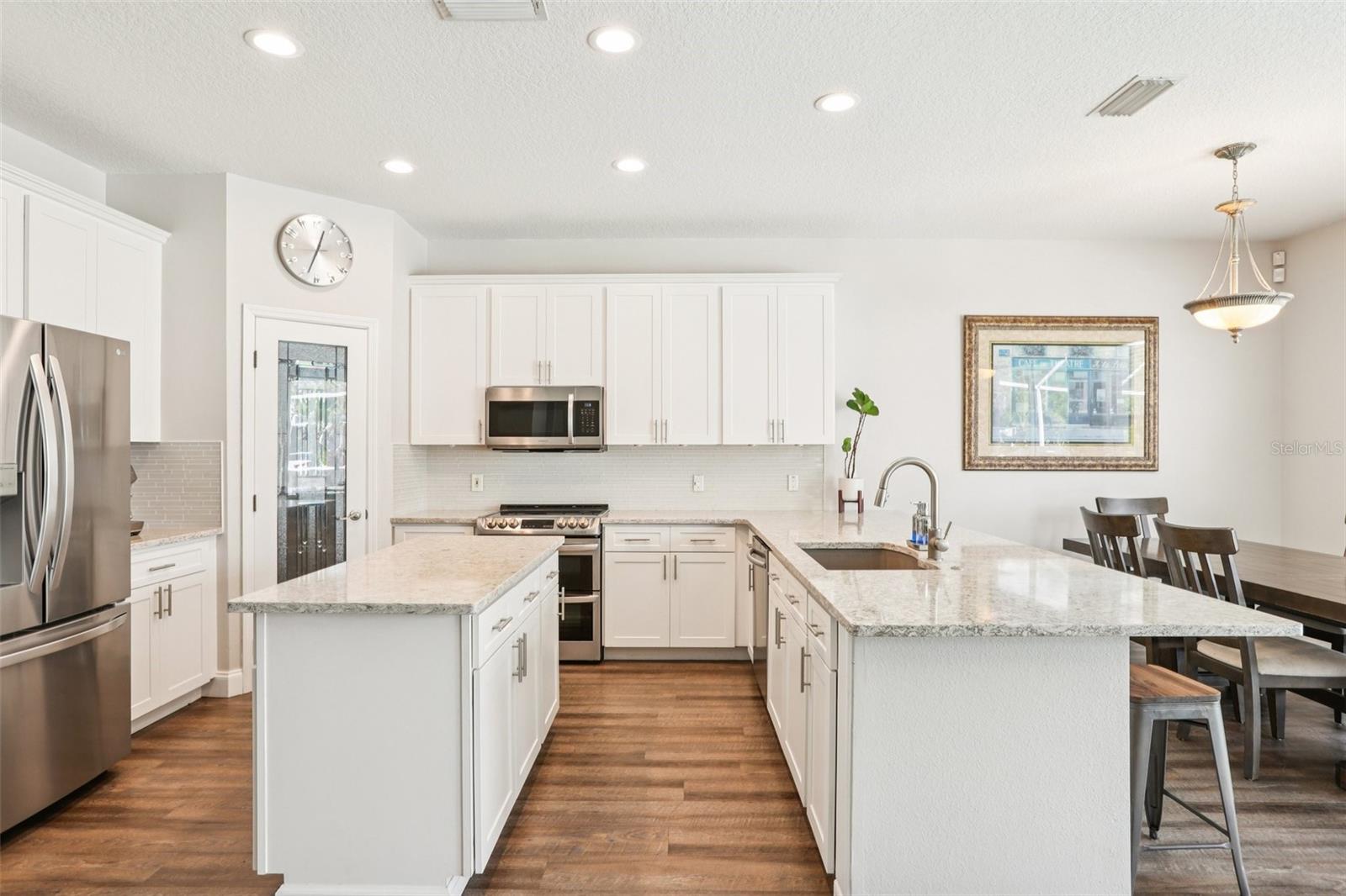 LAKE LETA TRACE - Residential