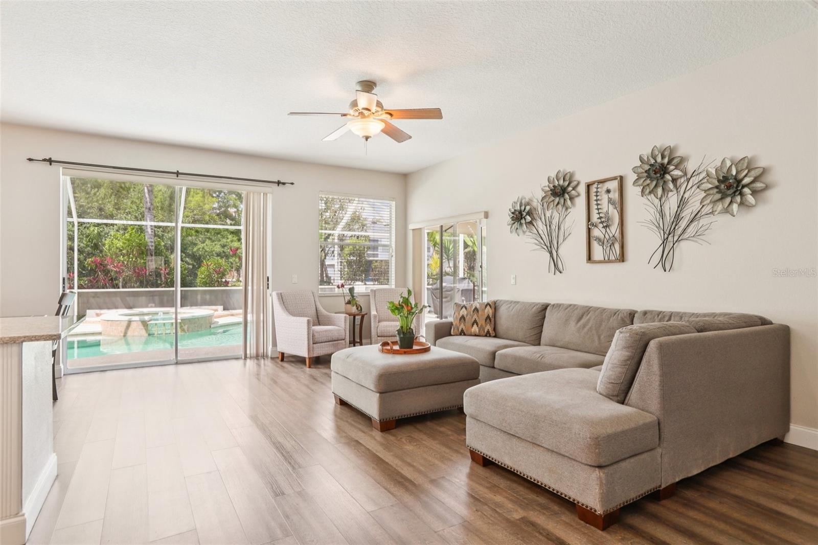 LAKE LETA TRACE - Residential