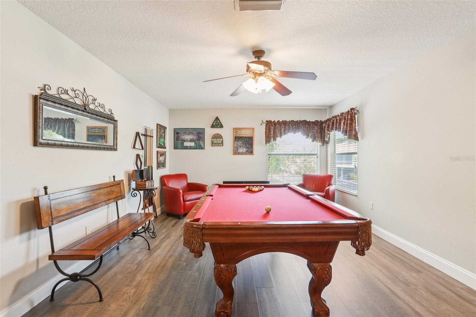 LAKE LETA TRACE - Residential