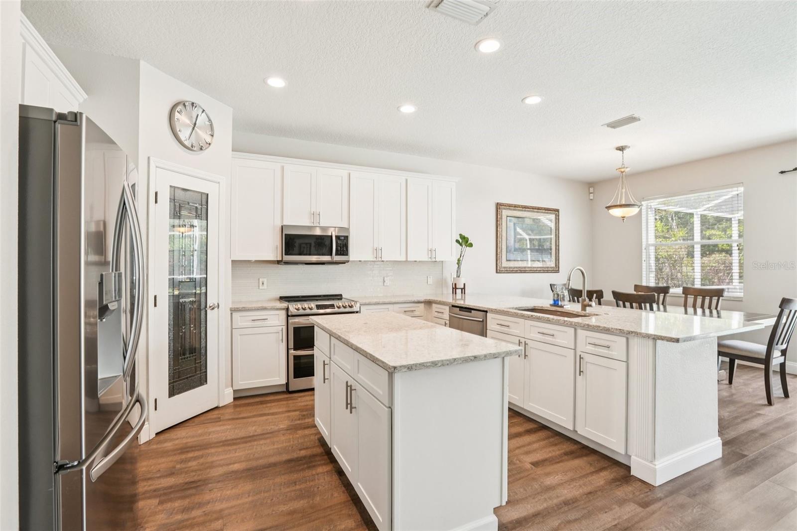 LAKE LETA TRACE - Residential