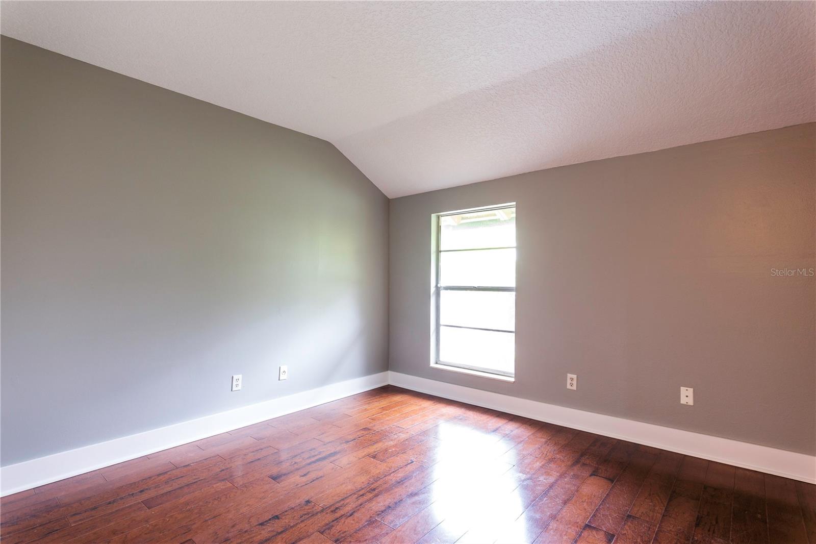 RAMBLEWOOD CONDO - Residential Lease