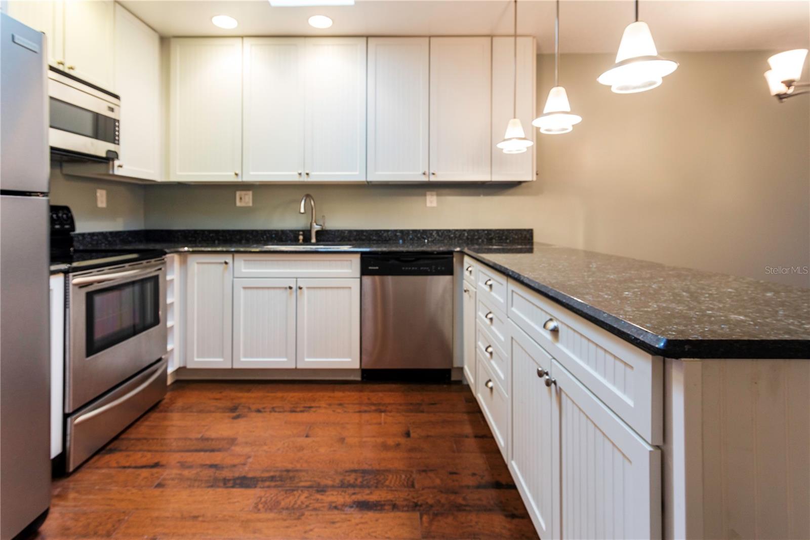 RAMBLEWOOD CONDO - Residential Lease