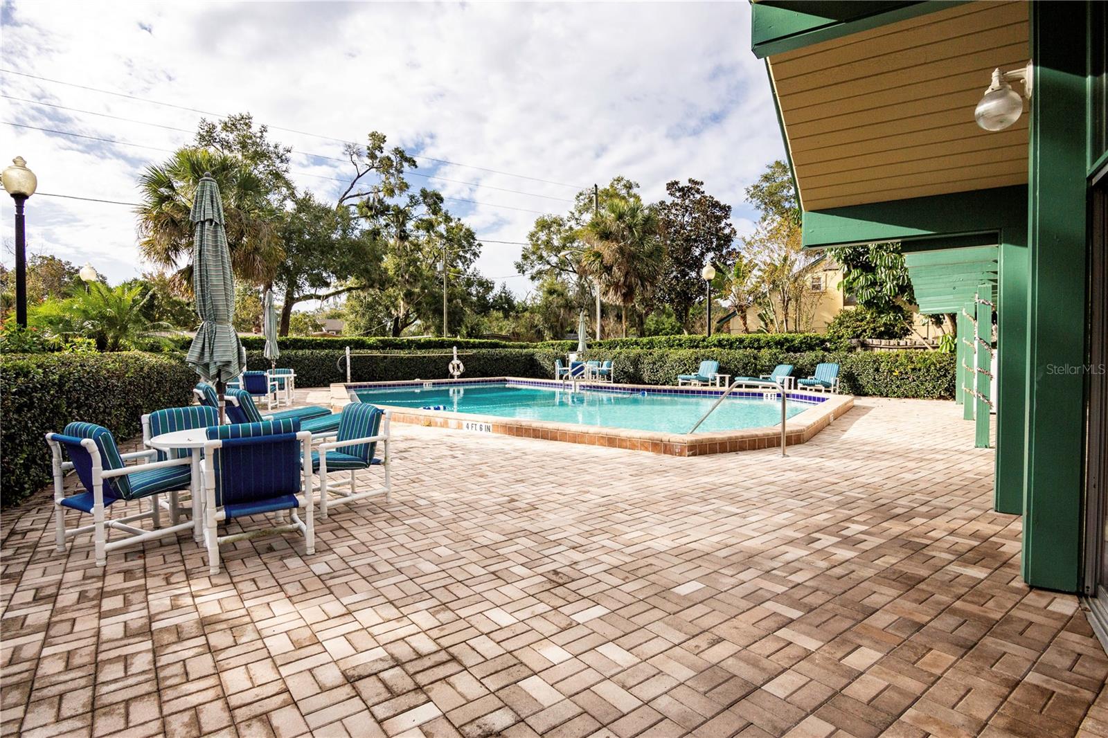 RAMBLEWOOD CONDO - Residential Lease