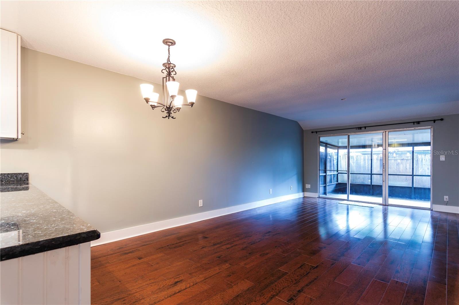 RAMBLEWOOD CONDO - Residential Lease