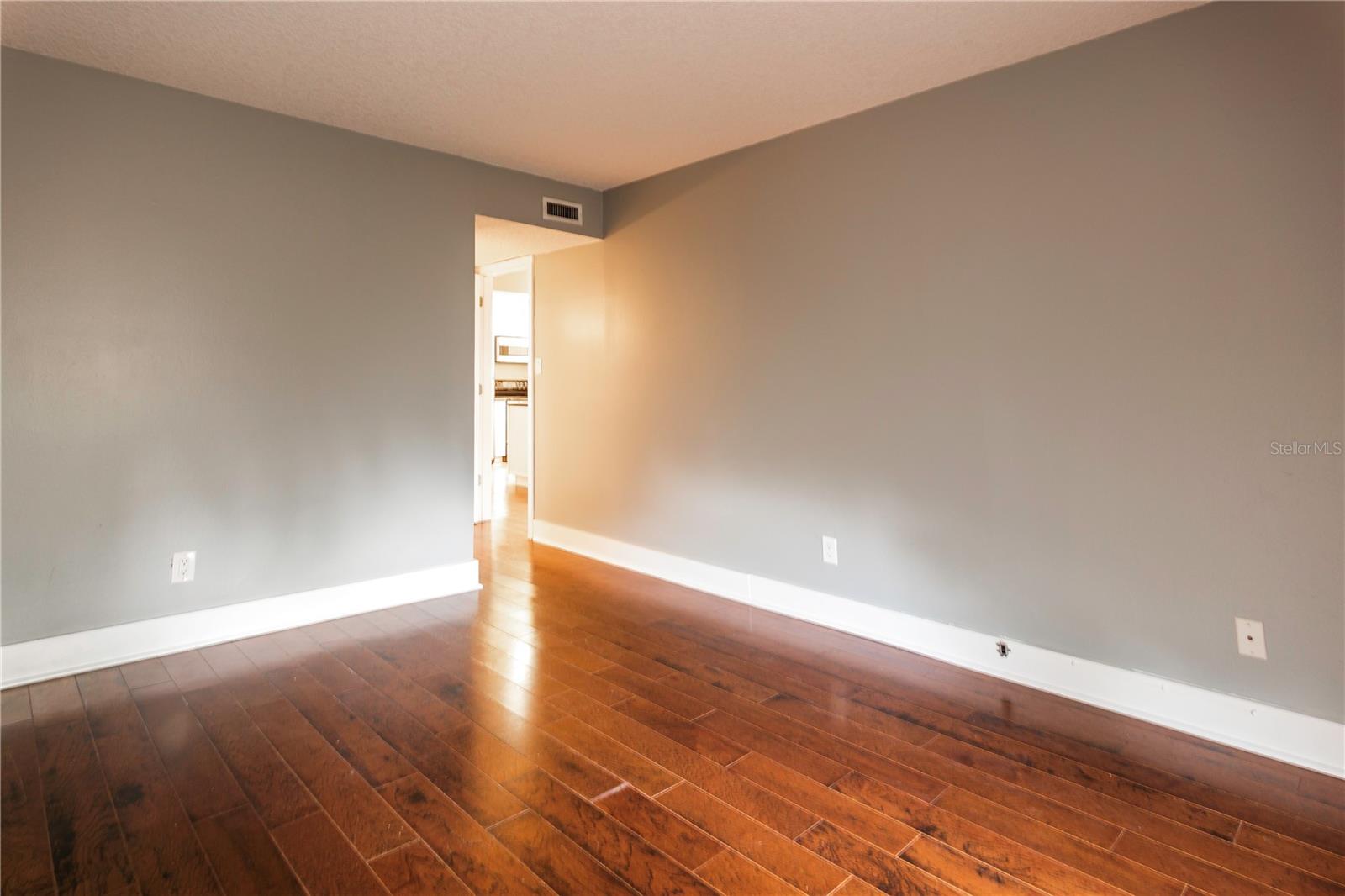 RAMBLEWOOD CONDO - Residential Lease