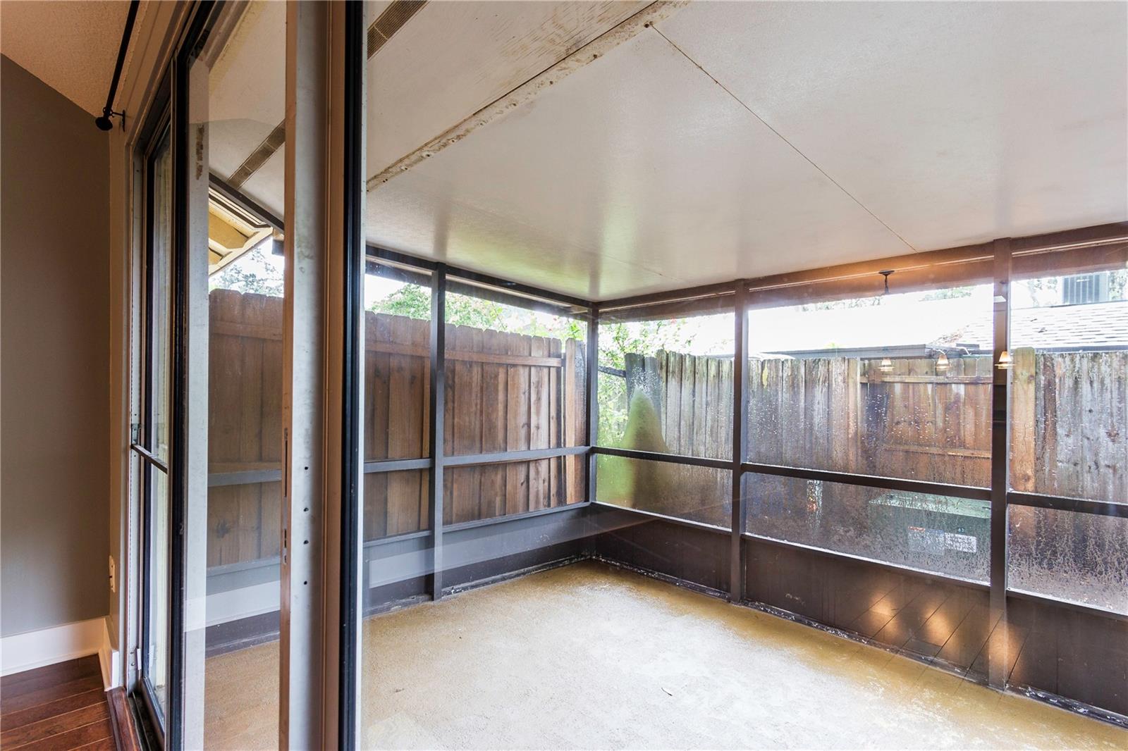 RAMBLEWOOD CONDO - Residential Lease