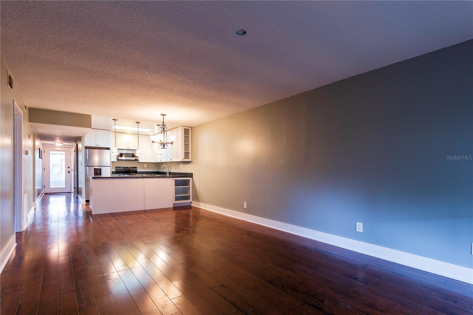 RAMBLEWOOD CONDO - Residential Lease