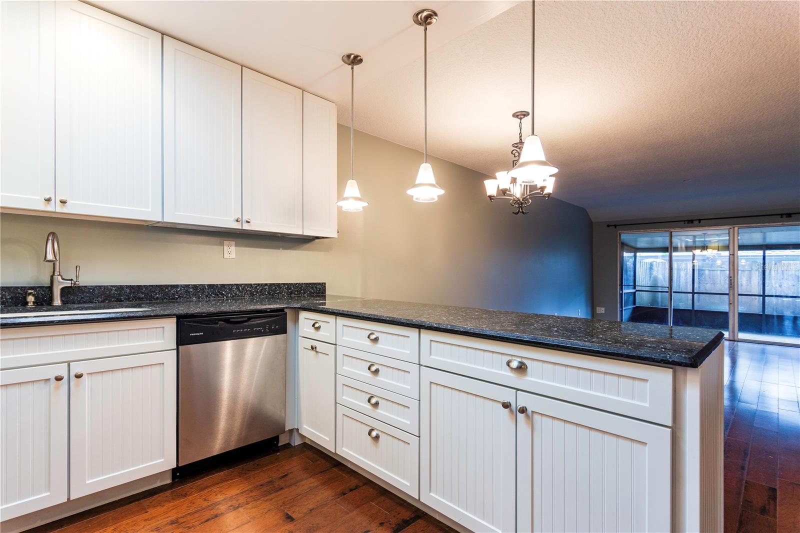 RAMBLEWOOD CONDO - Residential Lease