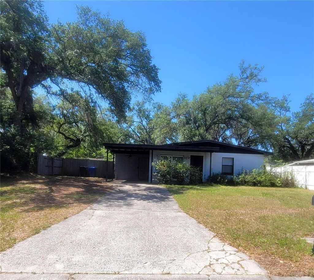 Photo of 7503 Coral Vine Lane, Tampa, FL 33619 (MLS # TB8504537)