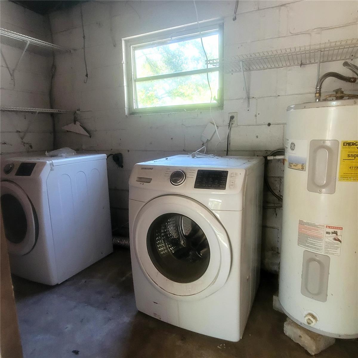 ADAMO ACRES SUB UNIT 2 - Residential