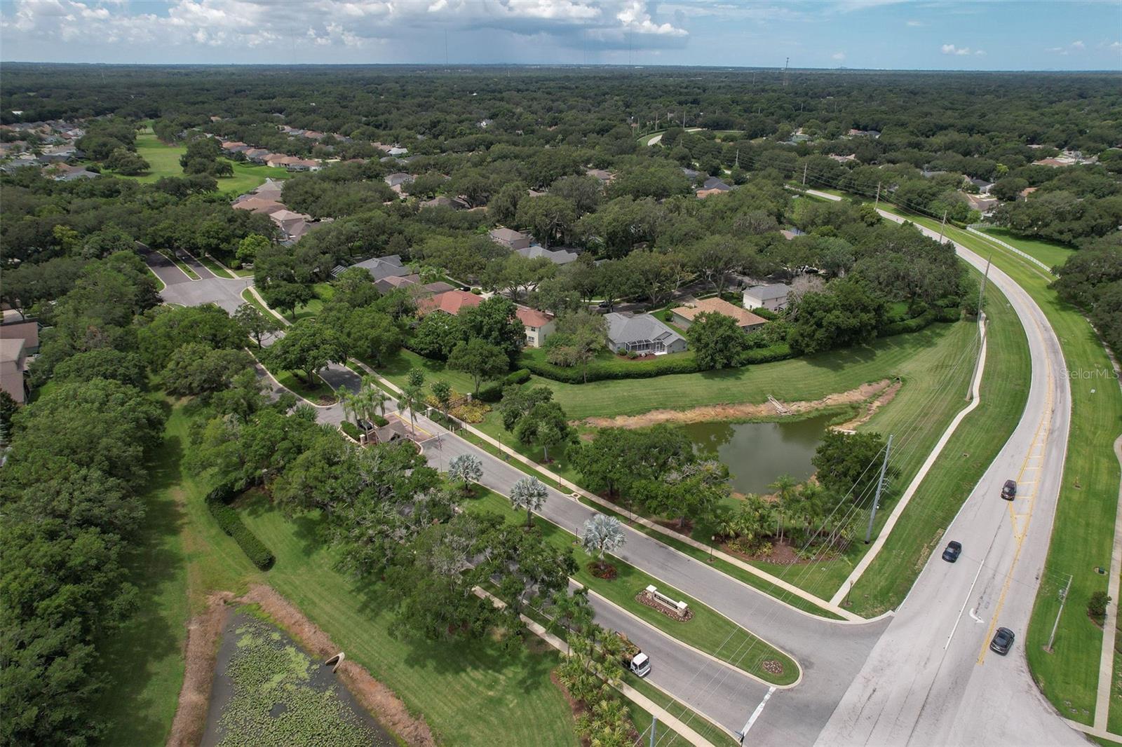 RIVER HILLS COUNTRY CLUB PARCE - Residential