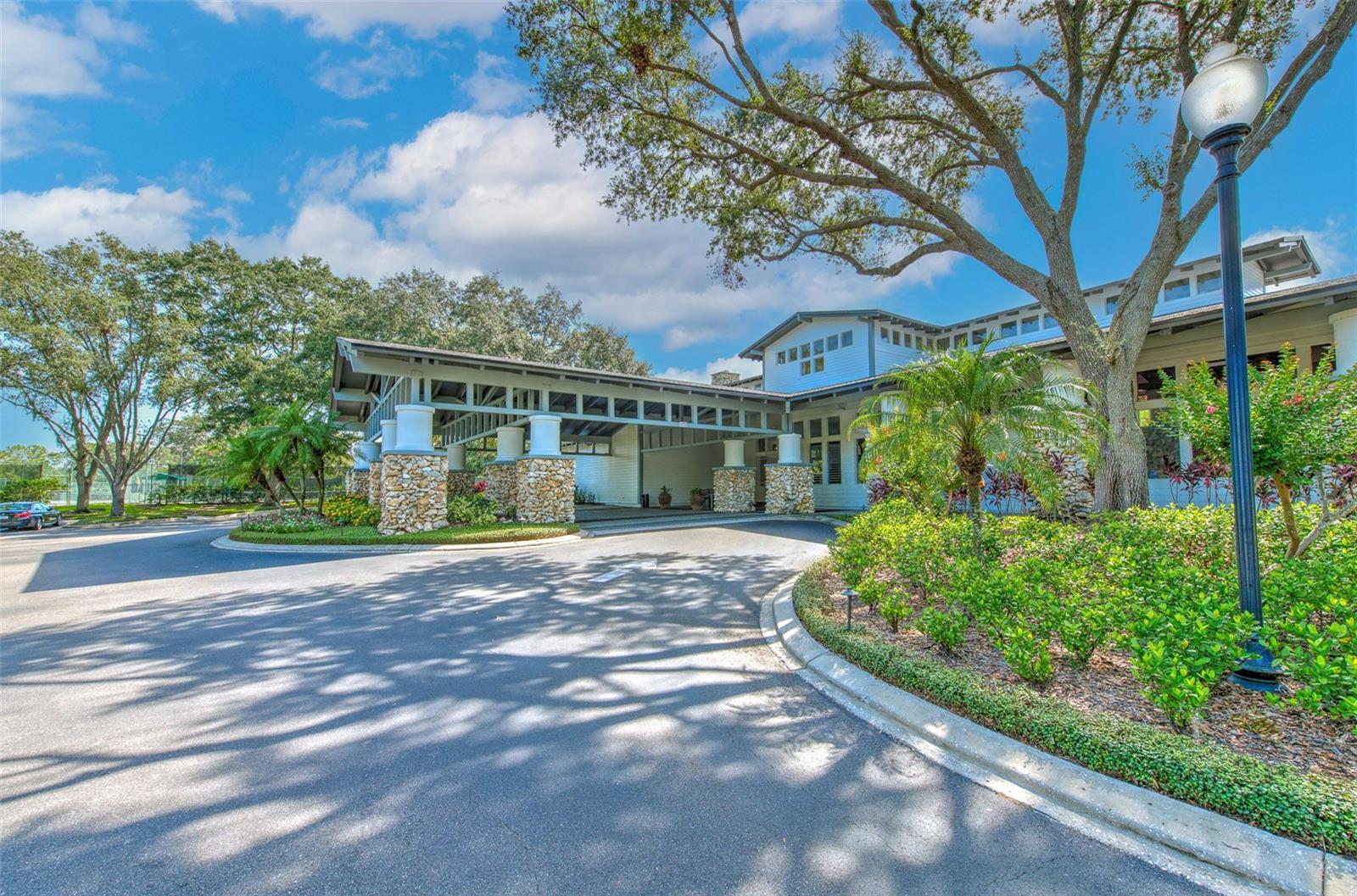RIVER HILLS COUNTRY CLUB PARCE - Residential