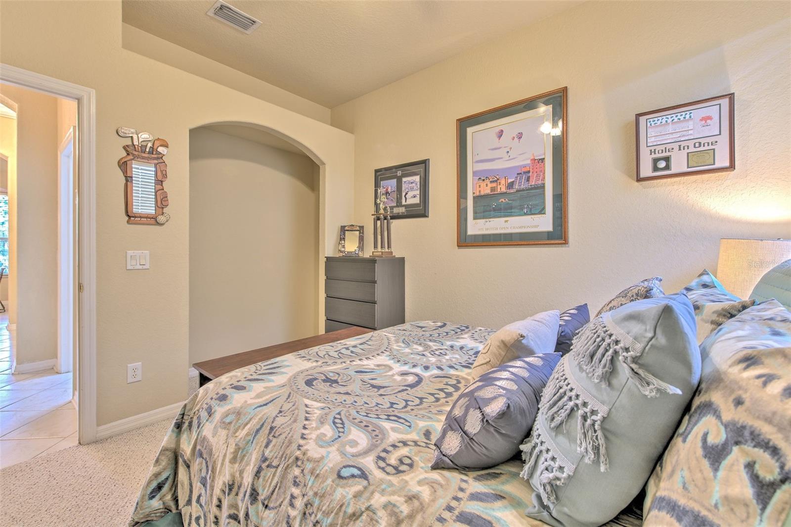 RIVER HILLS COUNTRY CLUB PARCE - Residential