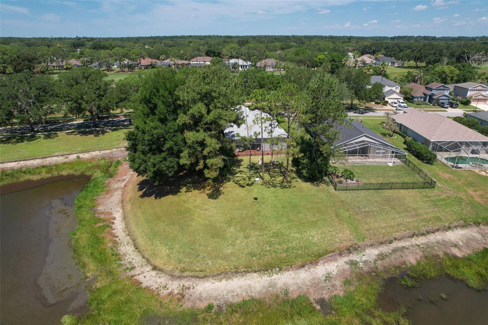 RIVER HILLS COUNTRY CLUB PARCE - Residential