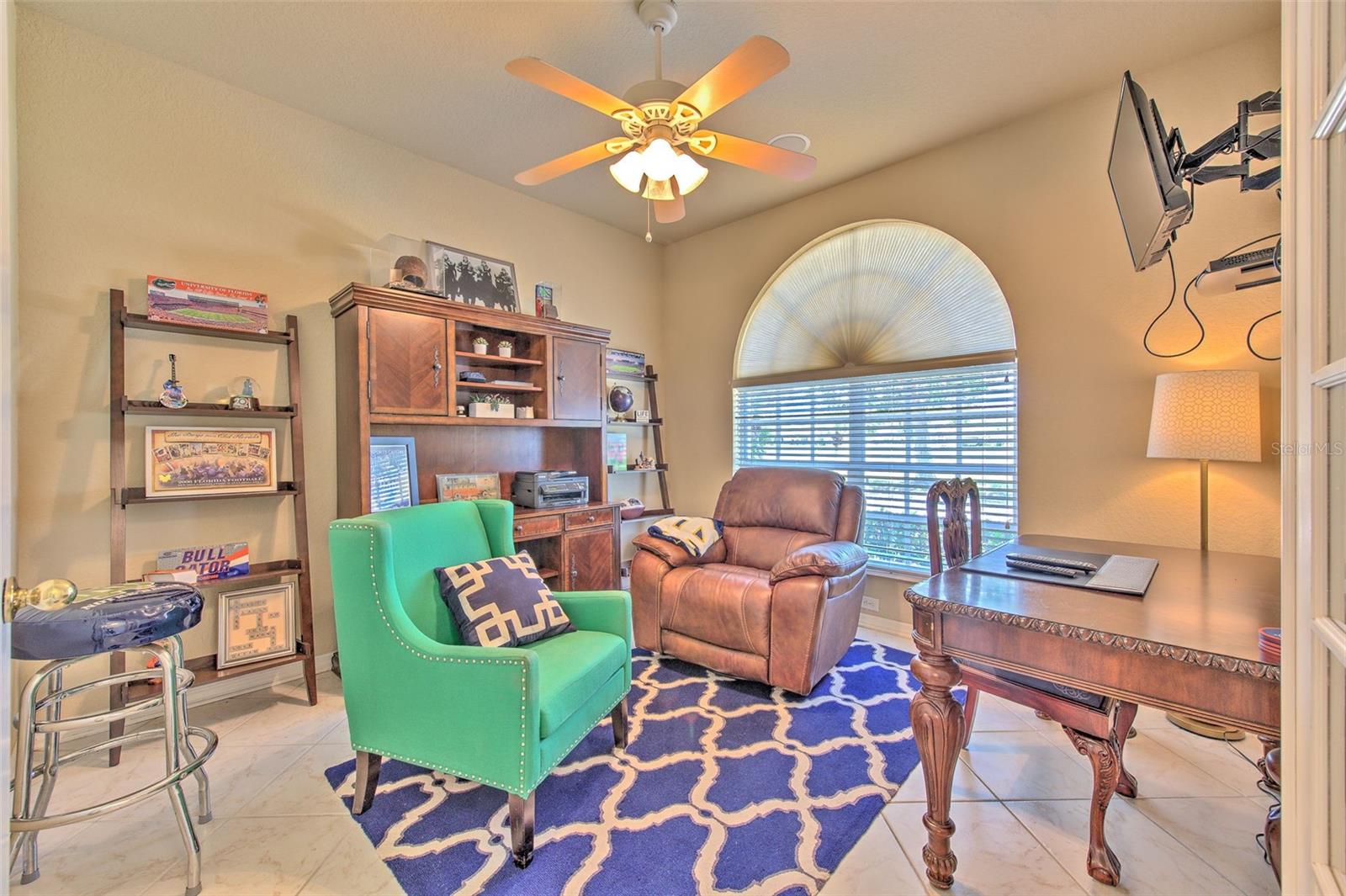 RIVER HILLS COUNTRY CLUB PARCE - Residential