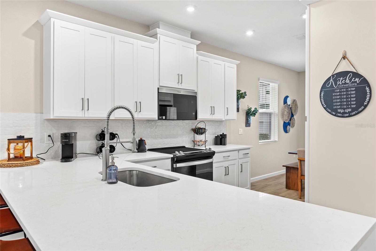 HICKORY GROVE - Residential