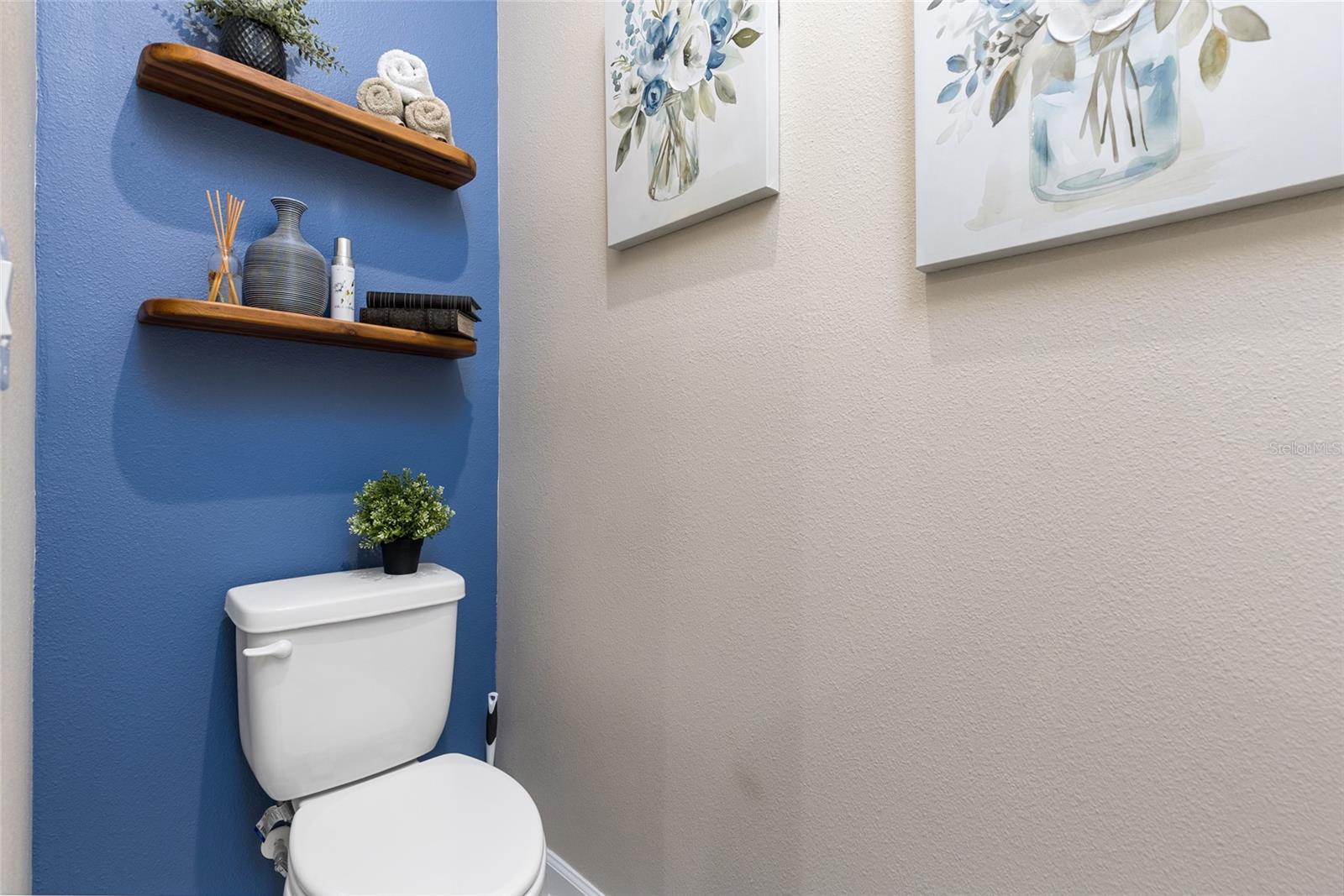 HICKORY GROVE - Residential