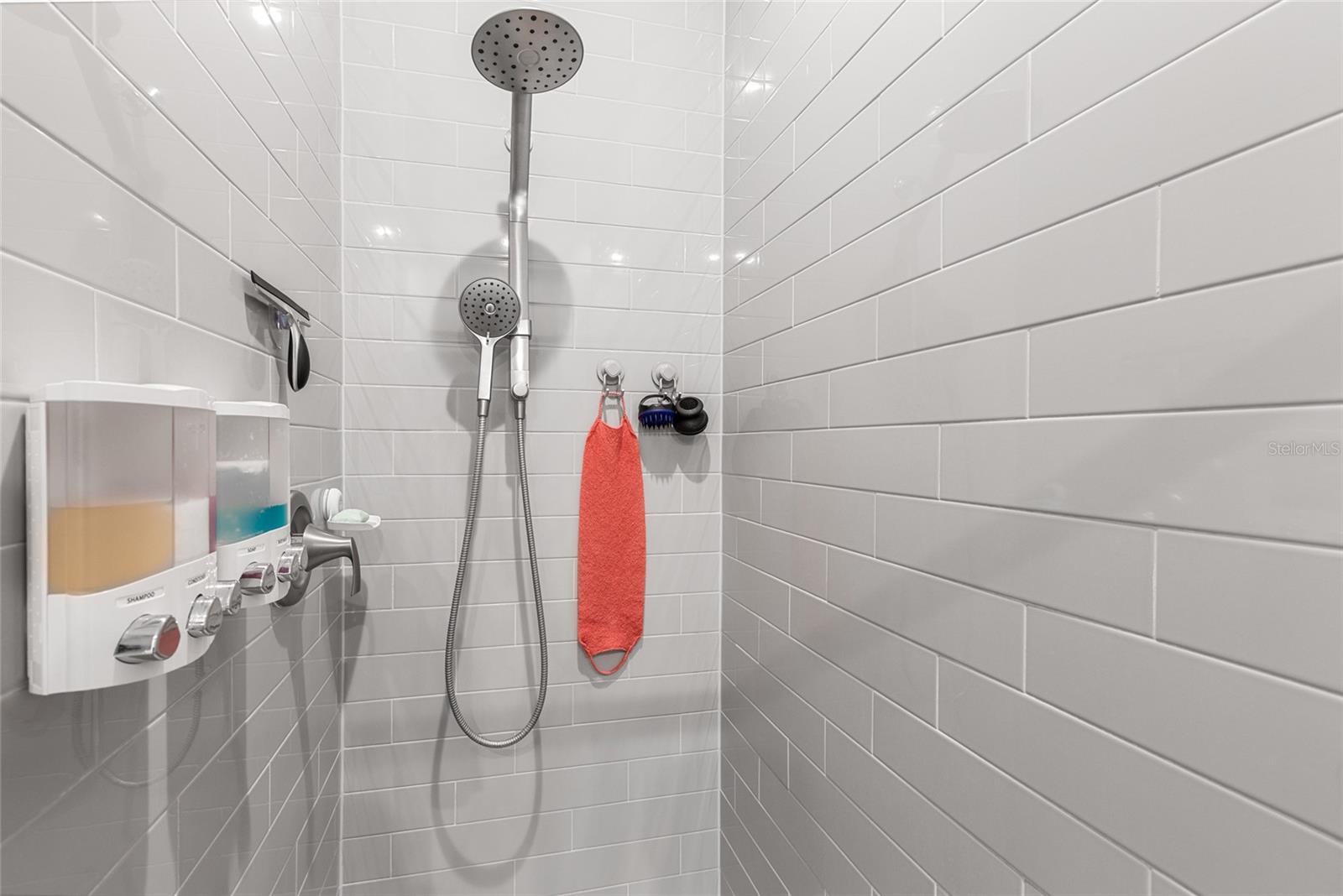 HICKORY GROVE - Residential