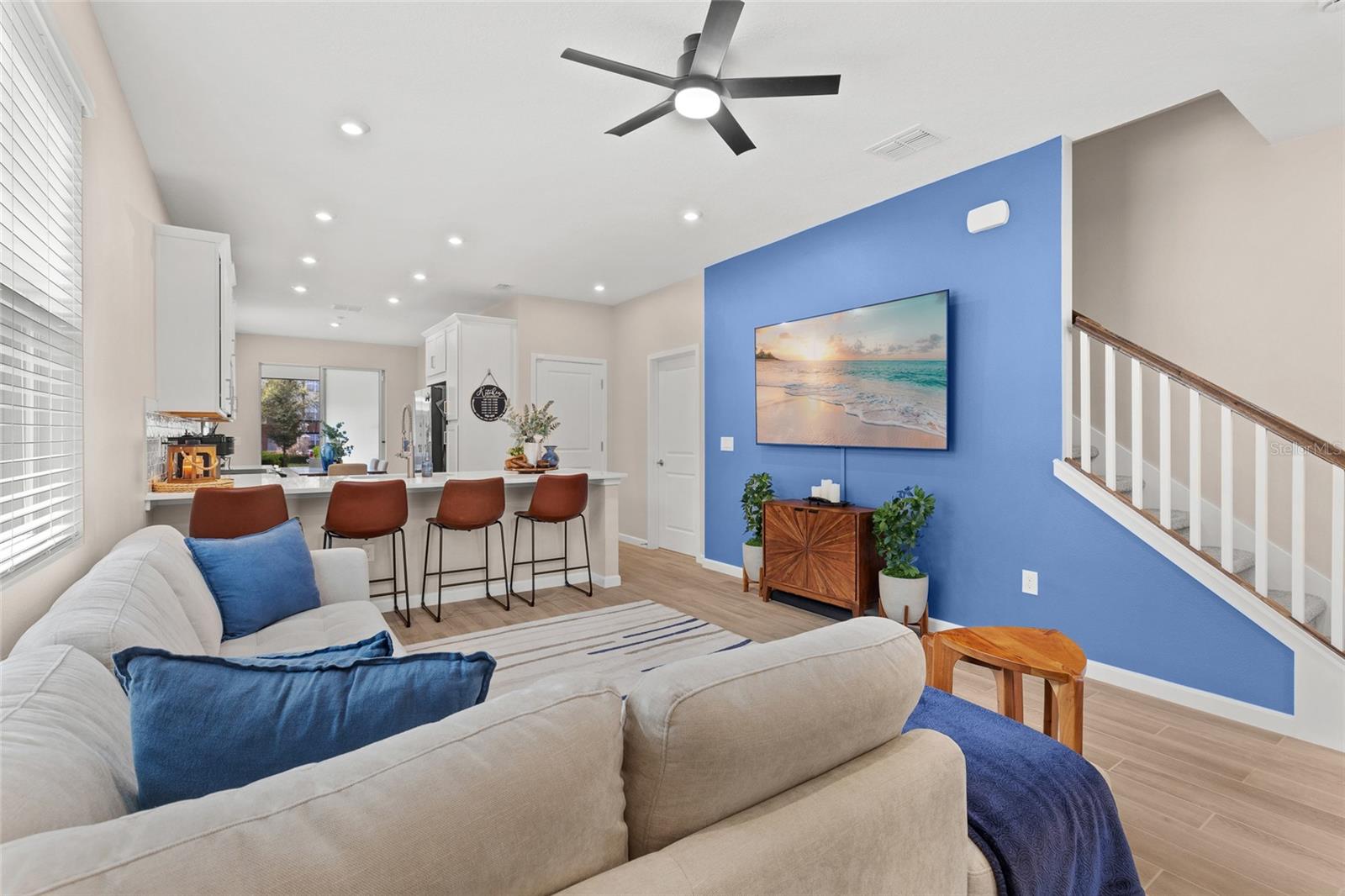 HICKORY GROVE - Residential