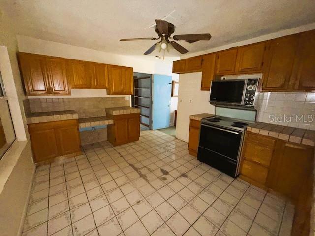 HOMOSASSA HILLS UNIT 02 - Residential