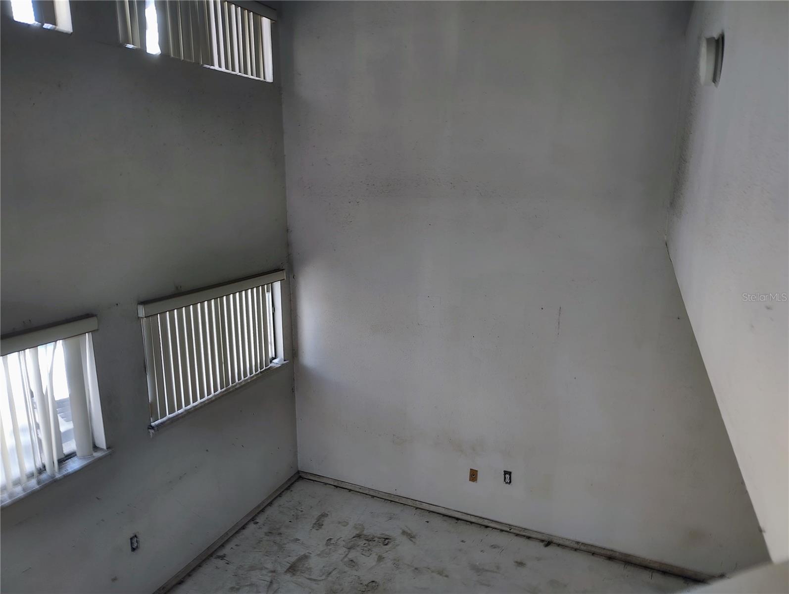 3996 CRAYRICH CIRCLE C5