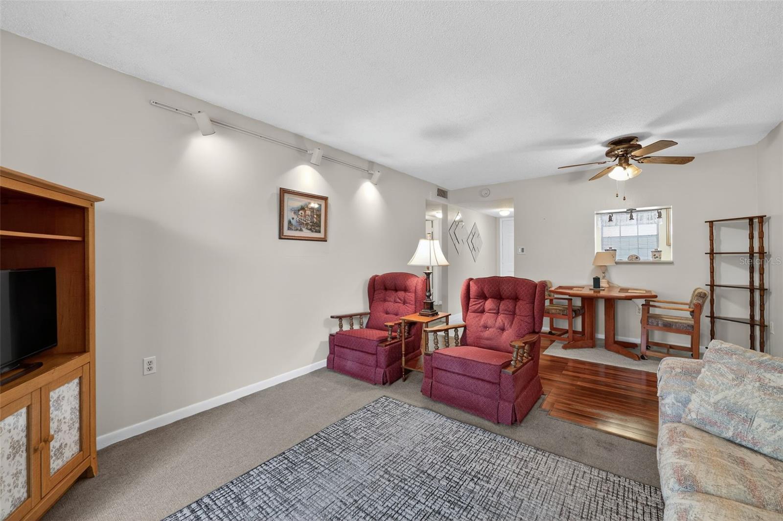 BURGUNDY UNIT TWO - Residential