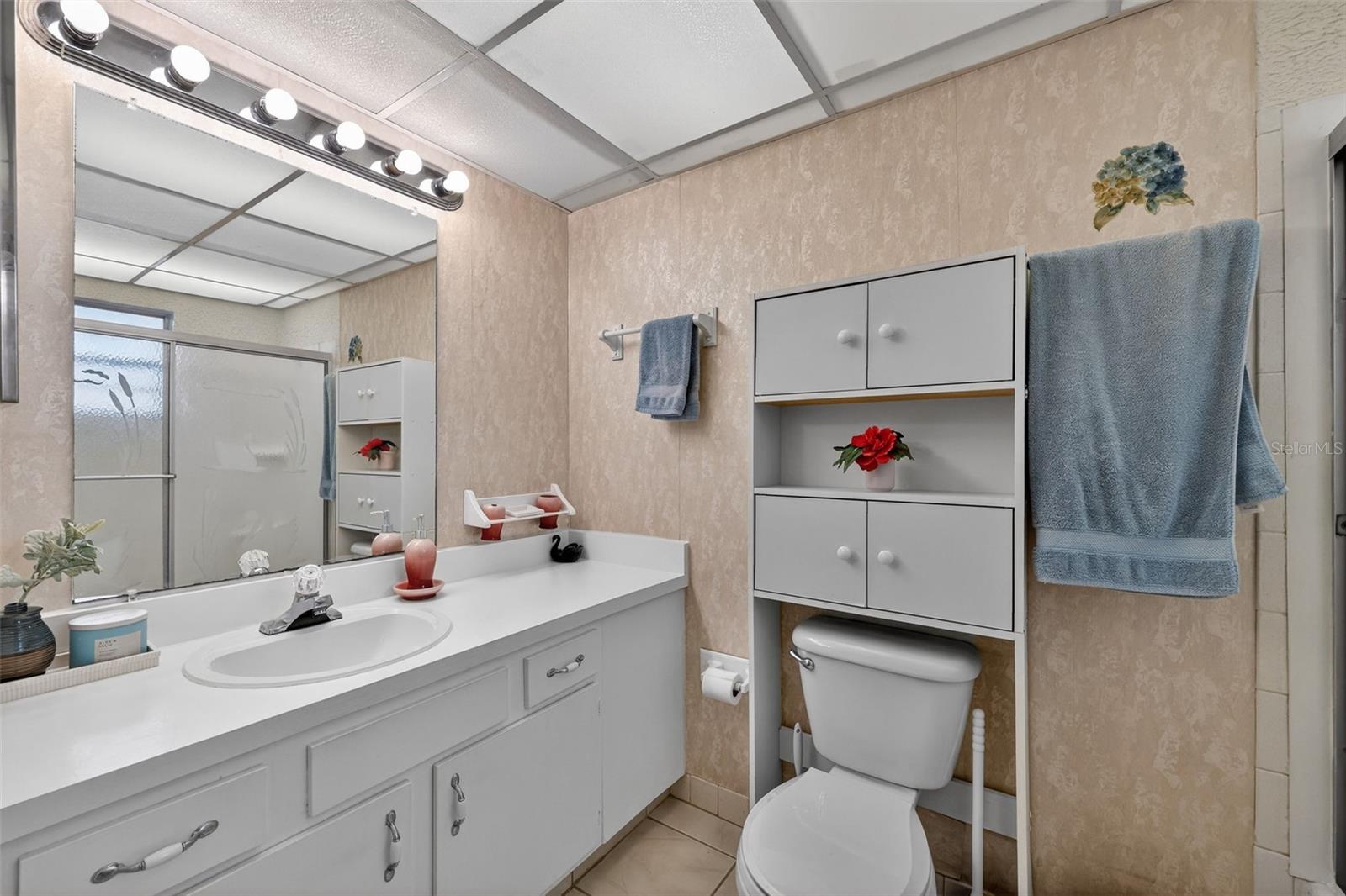 BURGUNDY UNIT TWO - Residential