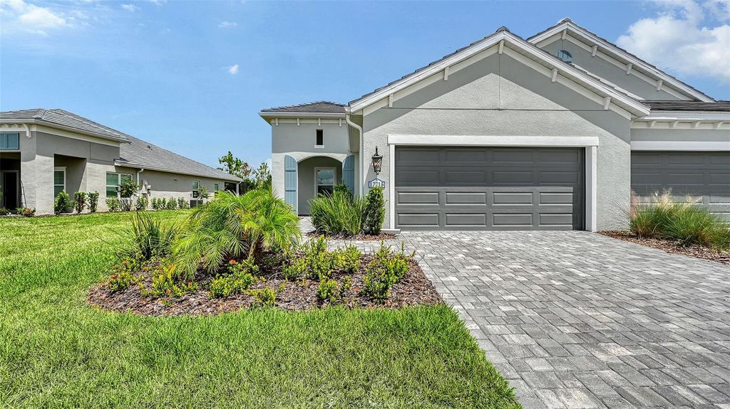 Photo of 12713 Palatka Drive, Venice, FL 34293 (MLS # A4661544)