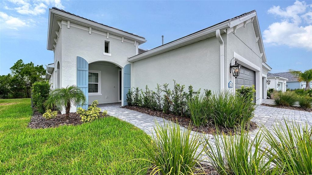 Photo of 12713 Palatka Drive, Venice, FL 34293 (MLS # A4661544)