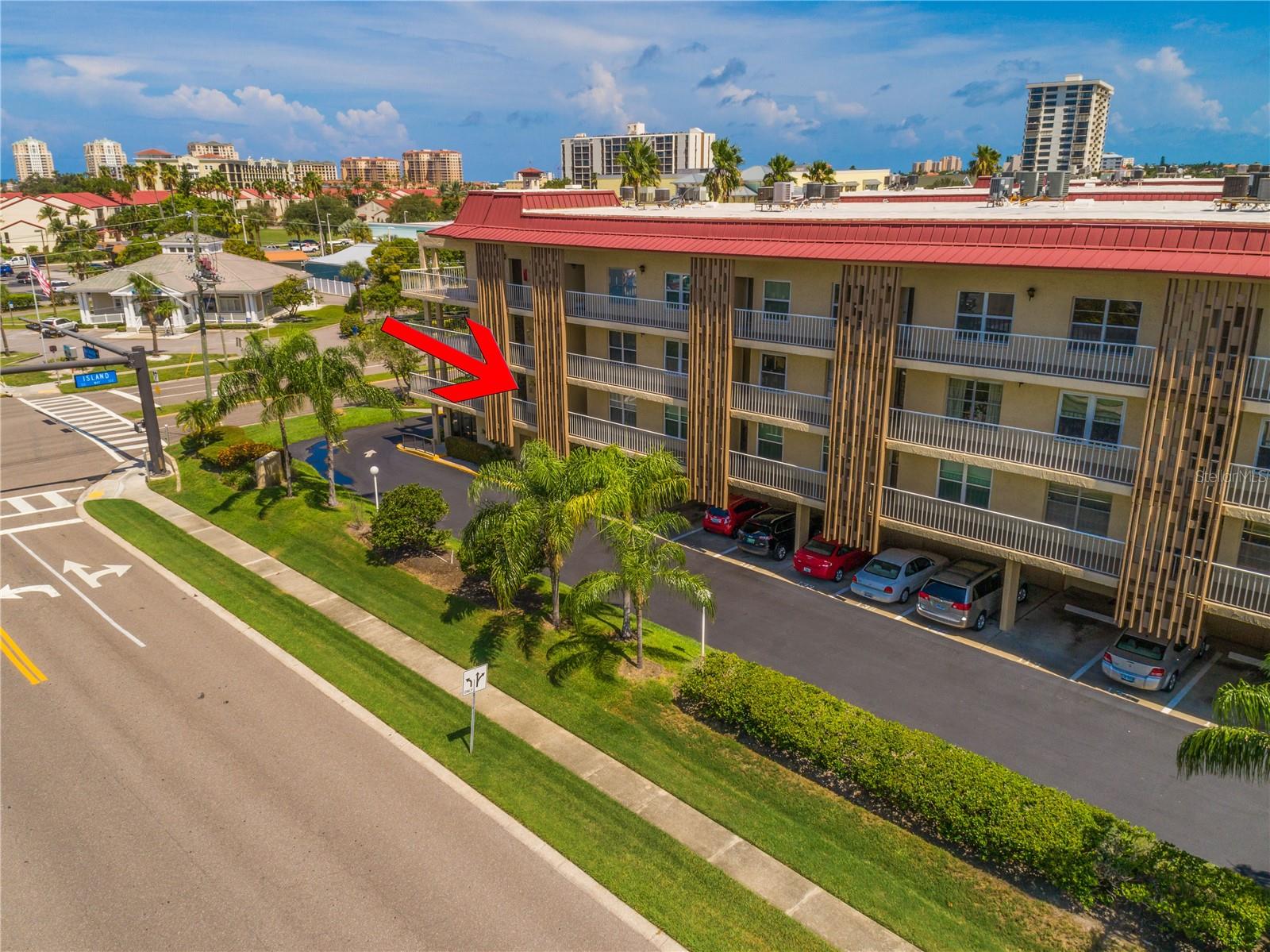 ISLANDER THE CONDO - Residential Lease