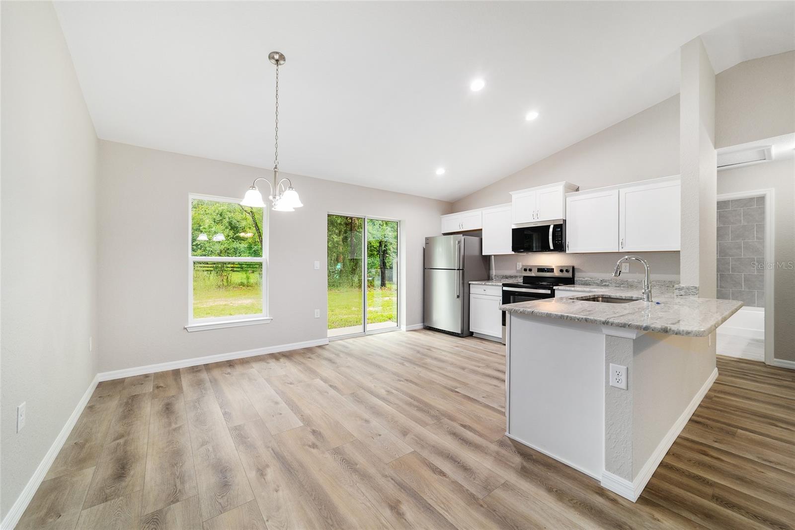 RAINBOW PARK - Residential