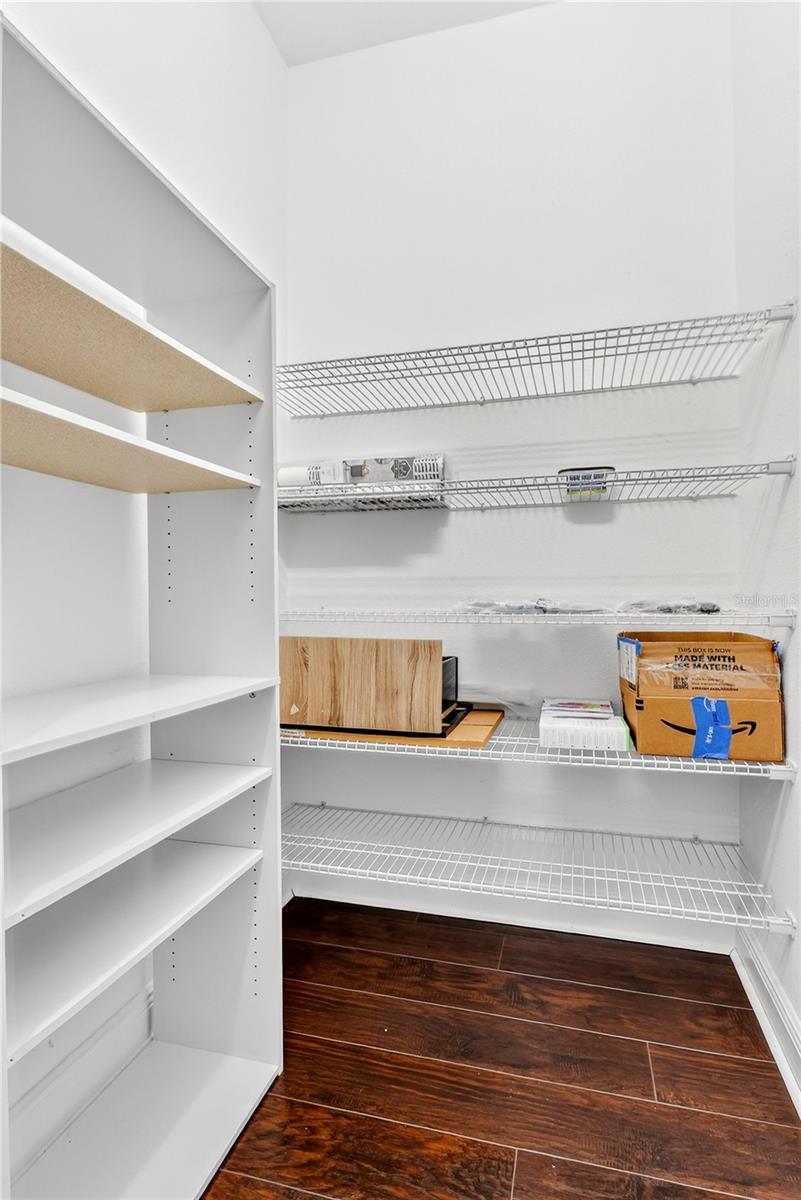 LAUREATE PARK NBRHD CENTER PH 1 - Residential