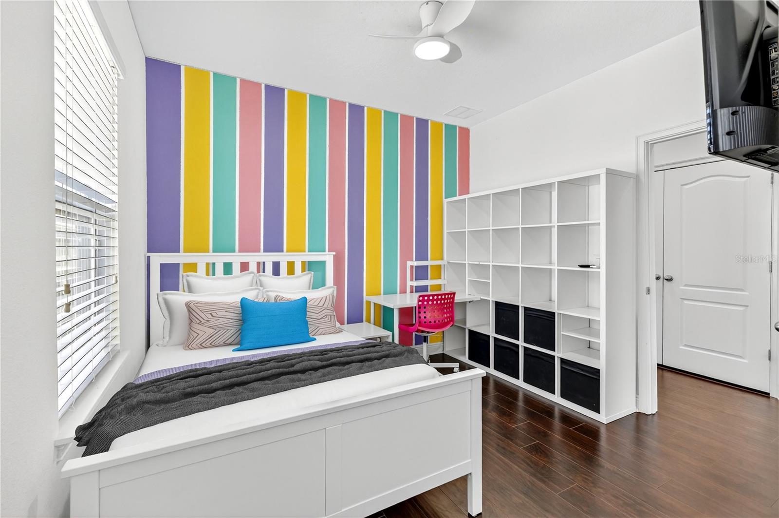 LAUREATE PARK NBRHD CENTER PH 1 - Residential