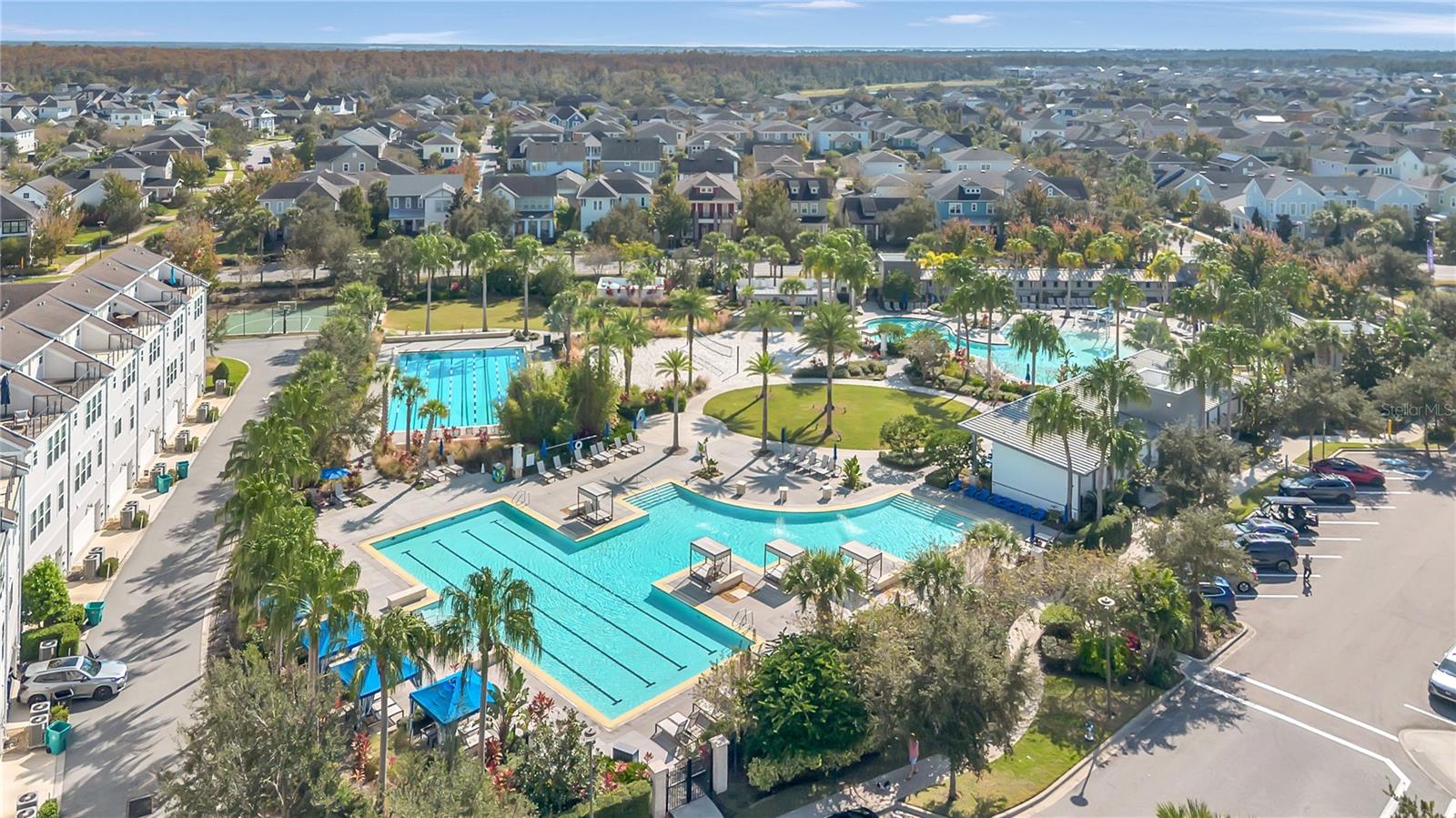 LAUREATE PARK NBRHD CENTER PH 1 - Residential