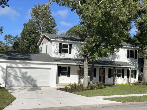 Photo of 849 Laurelridge Court, Brooksville, FL 34601 (MLS # T3539578)