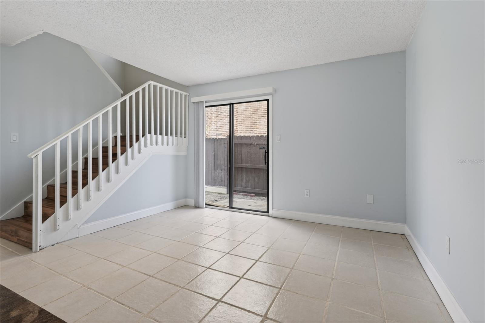 HUNTINGTON ON GREEN CONDO - Residential