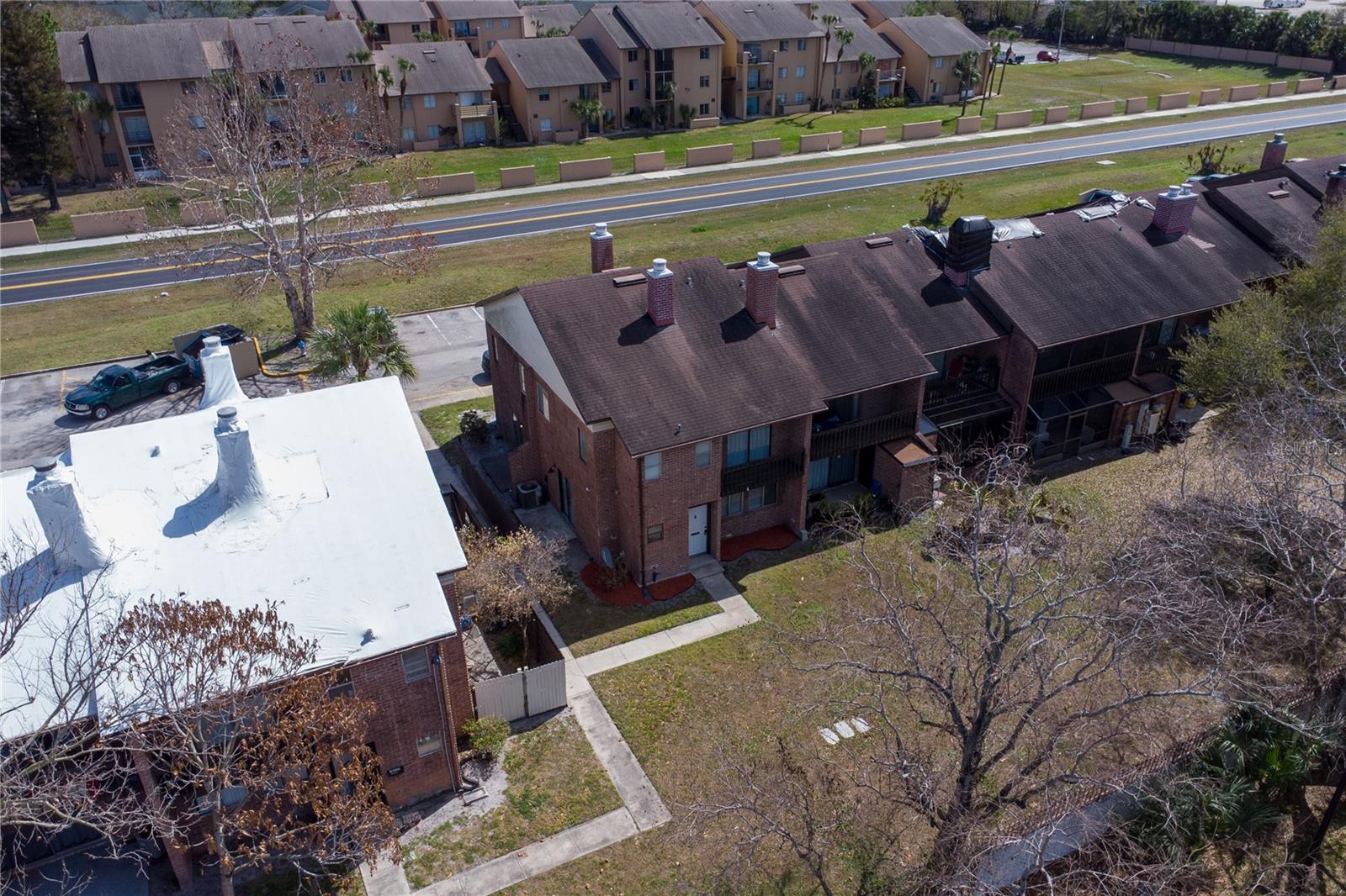 HUNTINGTON ON GREEN CONDO - Residential